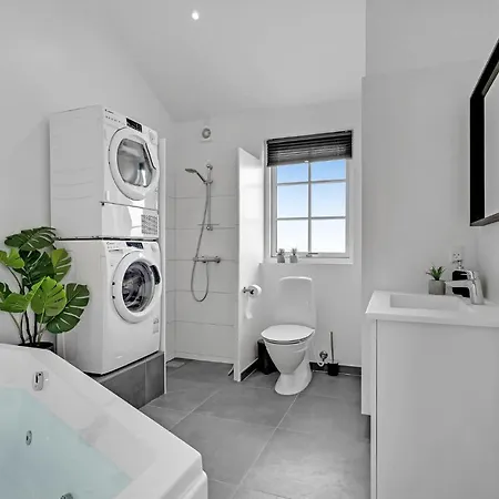 Lovely In With Kitchen Hébergement de vacances