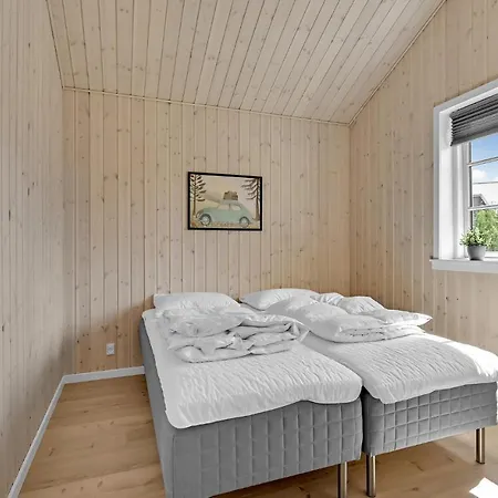 Hébergement de vacances Lovely In With Kitchen *