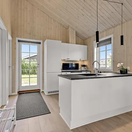 Lovely In With Kitchen Hébergement de vacances